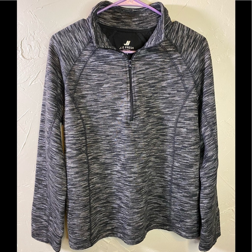 🌿Joe Fresh quarter zip athletic pullover jacket in black. Woman’s size L  F-18
